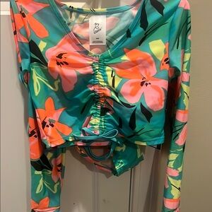 Art Class 3 piece swim suit M kids